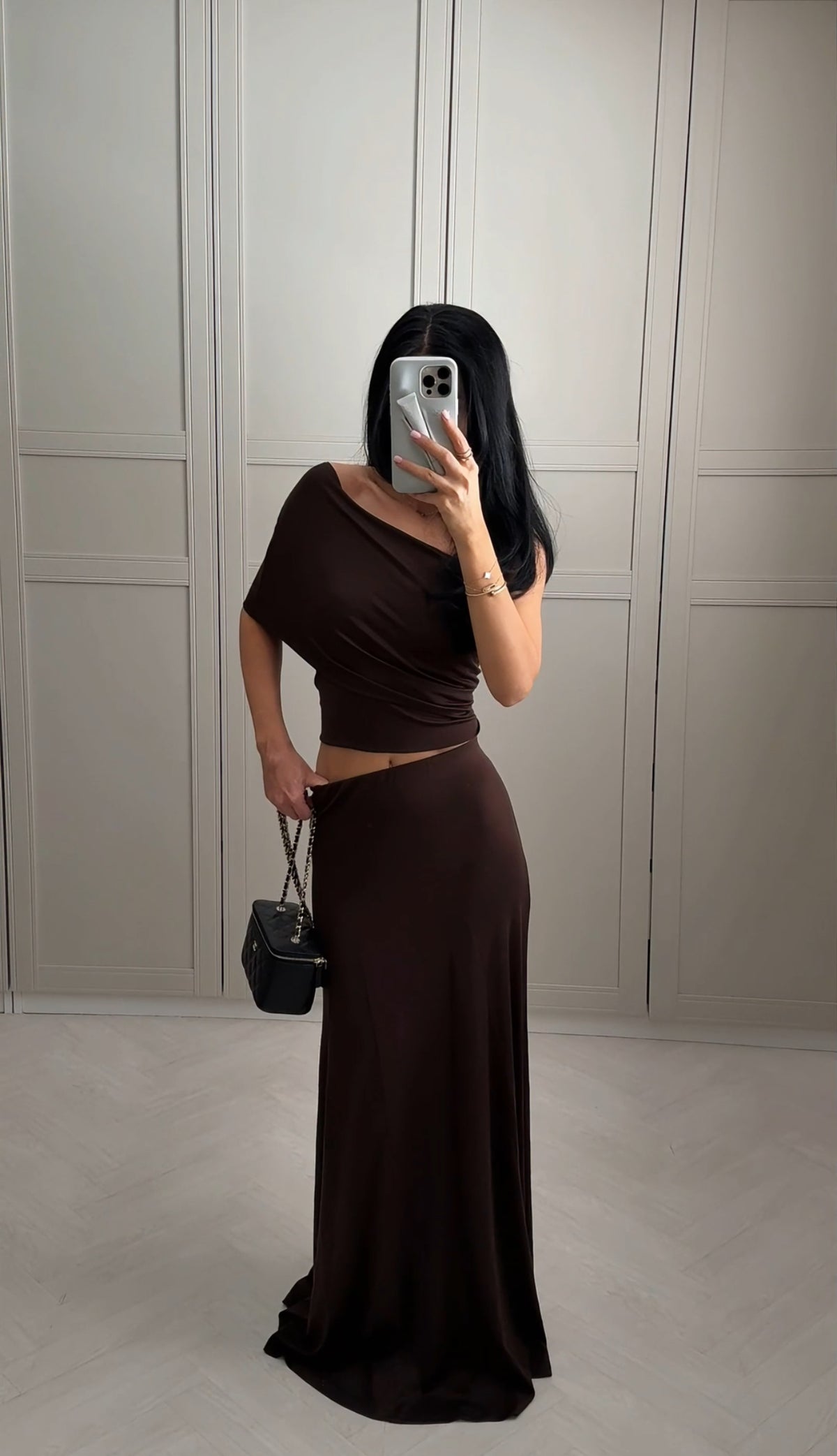 Maya set